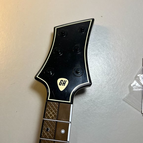 ACTIVISION Guitar Hero Live Wireless Guitar - Xbox One 360 PS4 PS3 * NO DONGLE* - Picture 4 of 5